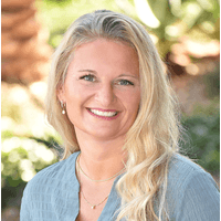 Lori Smolke Profile Picture