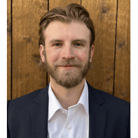 Evan Hastings at CrossCountry Mortgage - Branch Manager | NMLS #1664660 in Eugene, OR